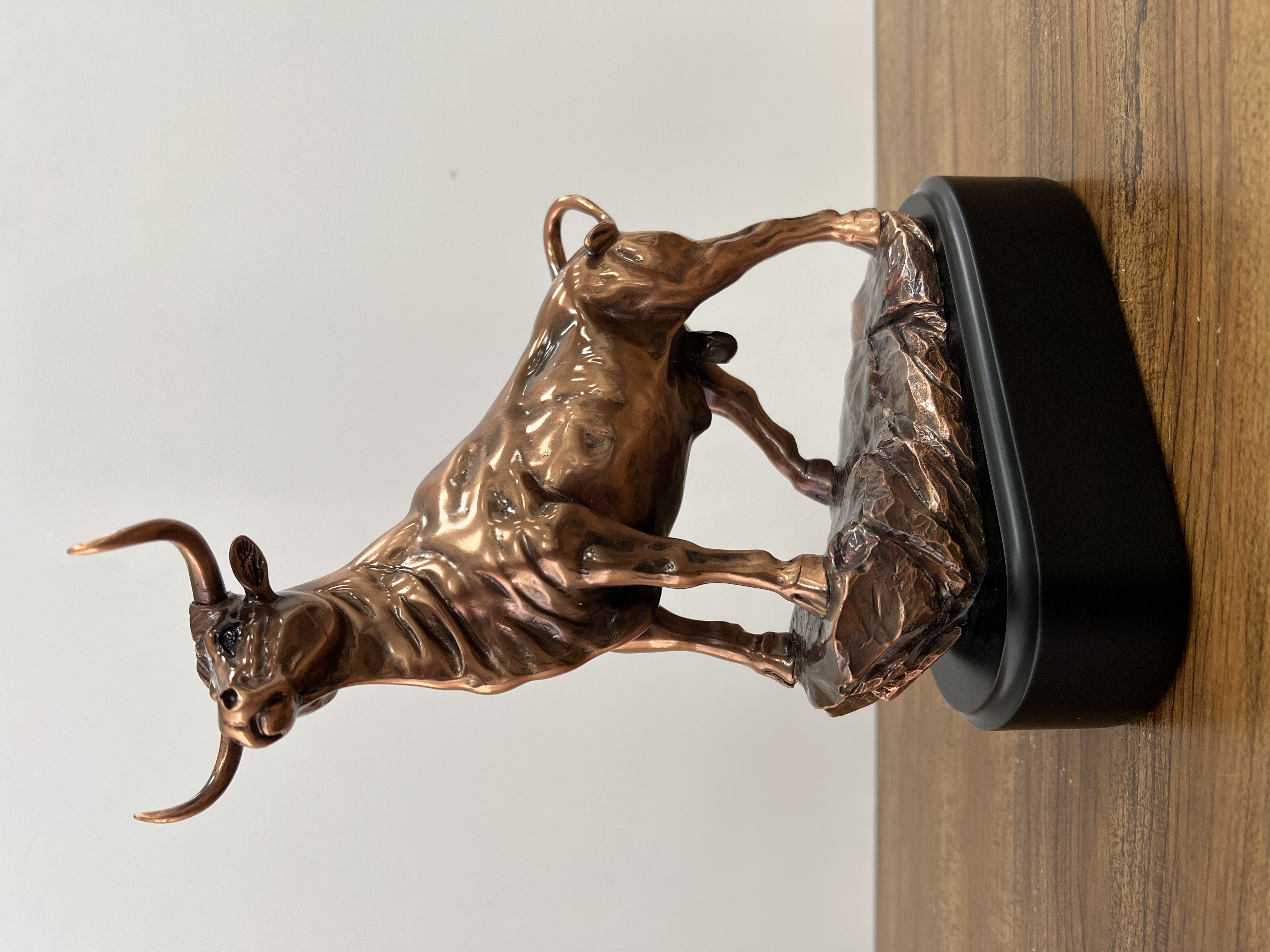 standing bull trophy